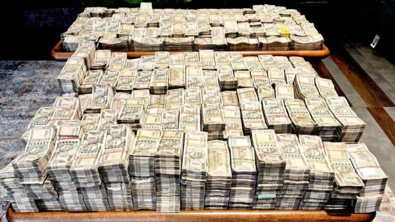 66596791a40b3-income-tax--surana-jewellers--income-tax-raid--nashik-news-310048359-16x9